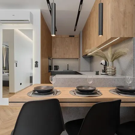 Apartment Exclusive With Balcony & Parking By Renters Prestige Wroclaw