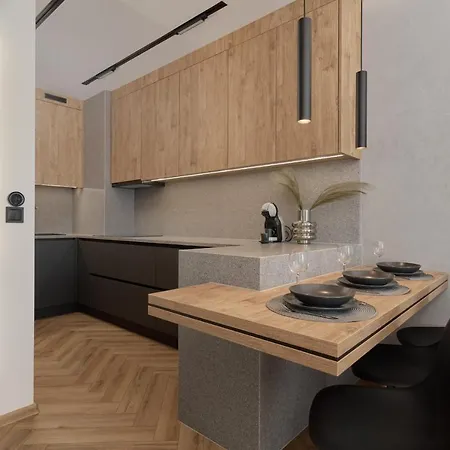 Exclusive With Balcony & Parking By Renters Prestige Apartment Wroclaw