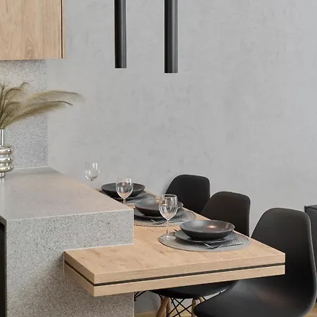 Exclusive With Balcony & Parking By Renters Prestige Wroclaw