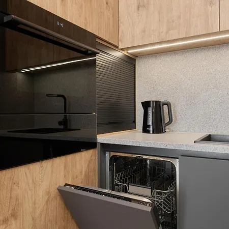 Apartment Exclusive With Balcony & Parking By Renters Prestige Wroclaw